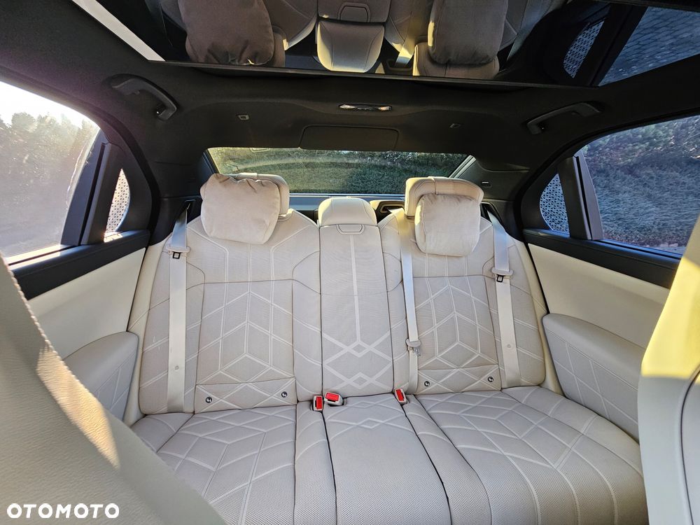 BMW i7 105.7kWh xDrive60 M Sport - 17