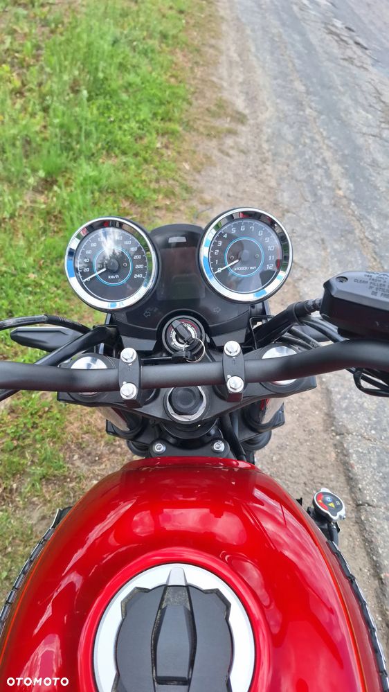 Kawasaki Z 650 RS - 10