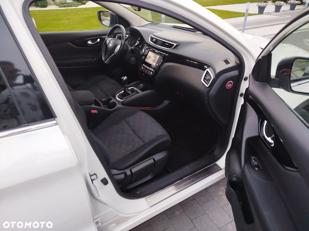 Nissan Qashqai 1.5 dCi Tekna - 17
