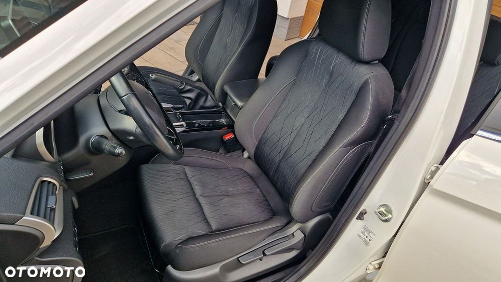 Mitsubishi Eclipse Cross - 24
