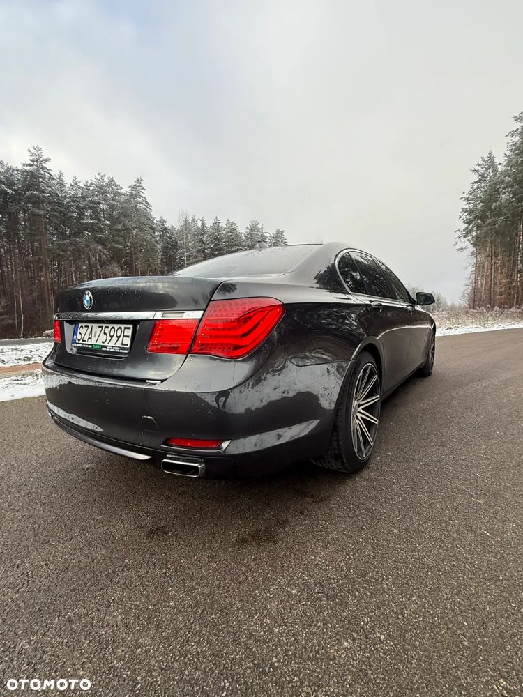 BMW Seria 7 740d xDrive - 8