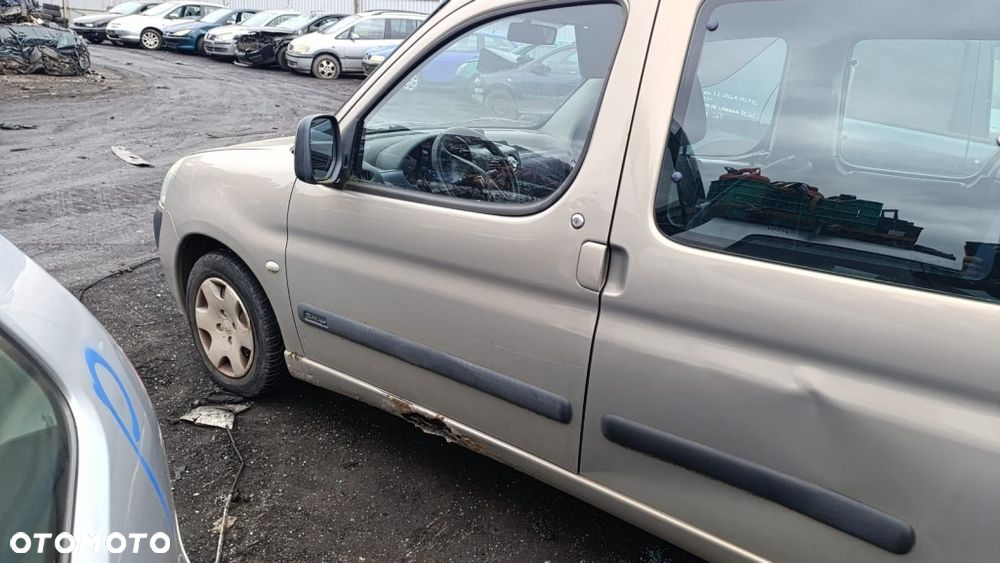 36309 Citroen Berlingo I lift model od 03-10 silnik 2.0 HDi 90 km skrzynia 20DM50 lakier KDDC - 7