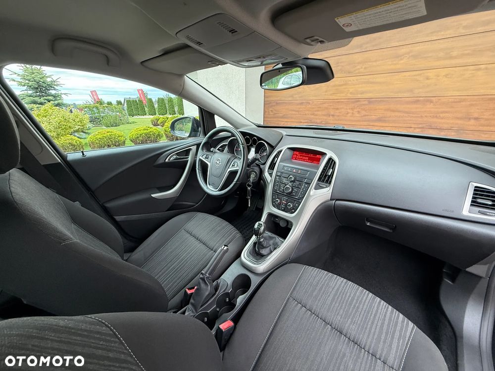 Opel Astra - 9
