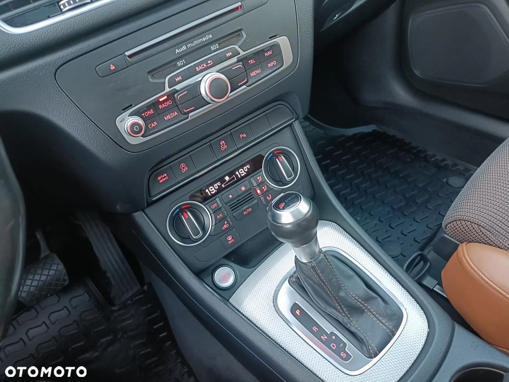 Audi Q3 2.0 TDI Quattro S tronic - 27