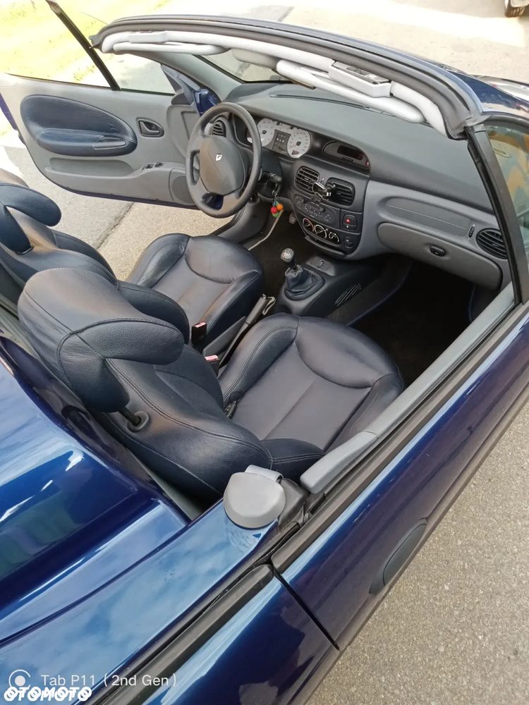Renault Megane 2.0i - 11