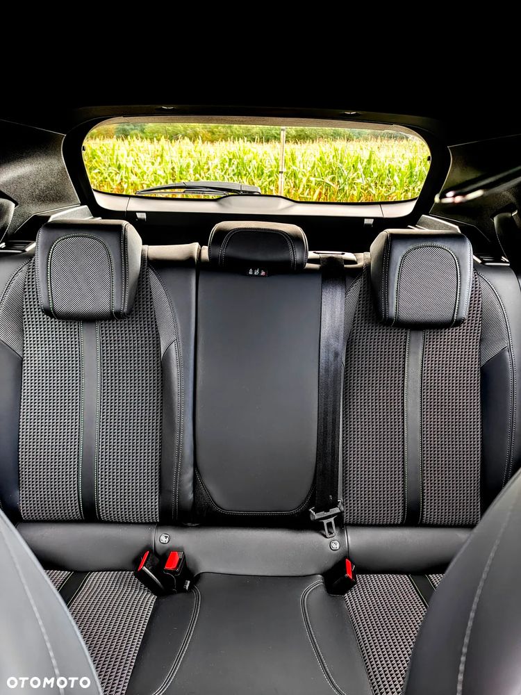 Peugeot 2008 1.2 PureTech GT Line S&S EAT8 - 17