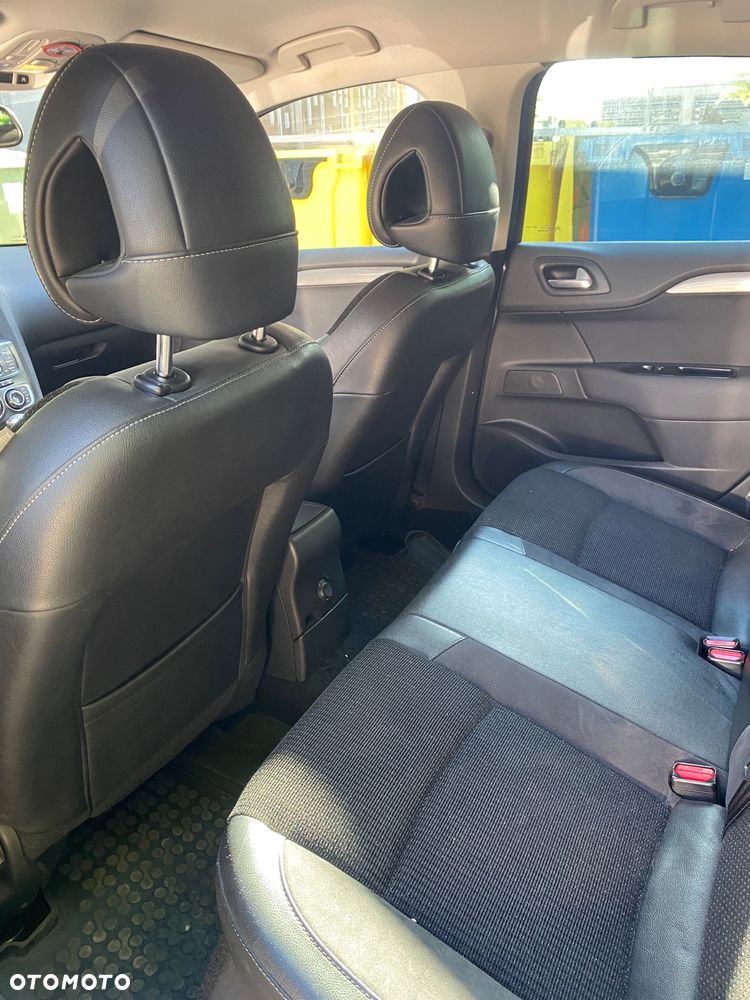 Citroën C4 e-HDi 110 Exclusive - 12