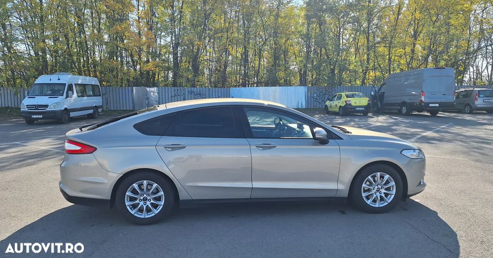 Ford Mondeo 2.0 TDCi Business - 7