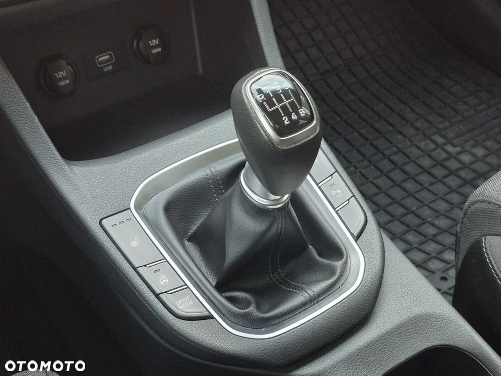 Hyundai i30 1.5 T-GDI 48V Smart - 25