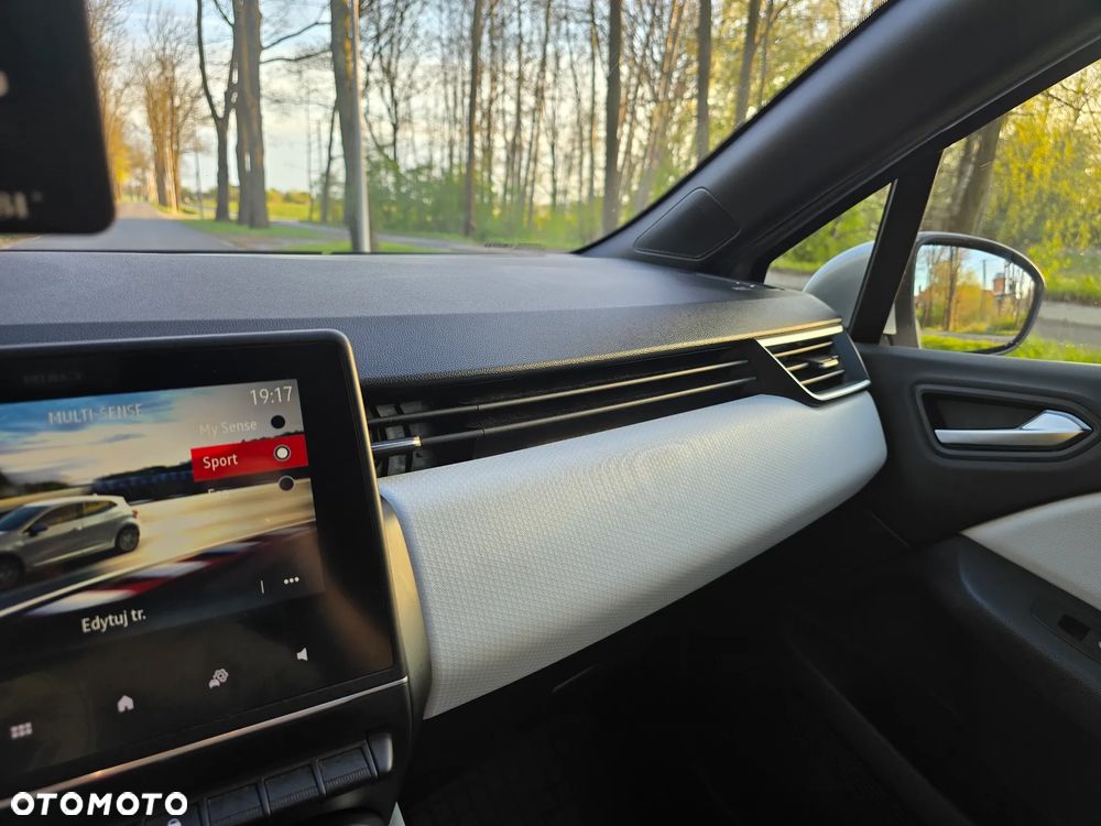 Renault Clio 1.0 TCe Techno - 15