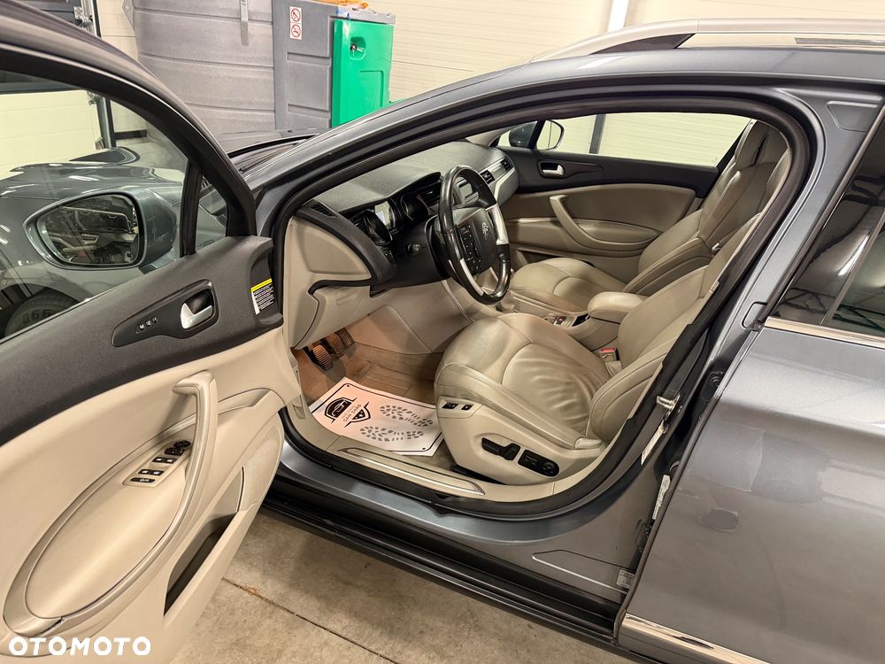 Citroën C5 2.0 HDi Exclusive - 10