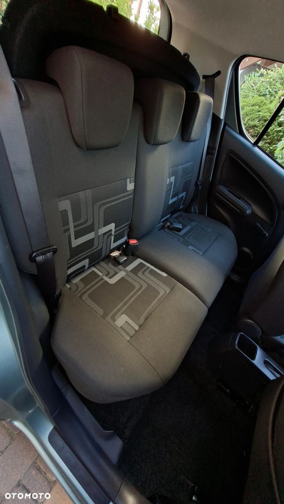 Suzuki Splash 1.0 Comfort - 13