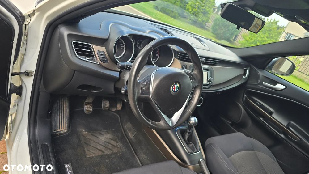 Alfa Romeo Giulietta 1.4 TB Impression - 9
