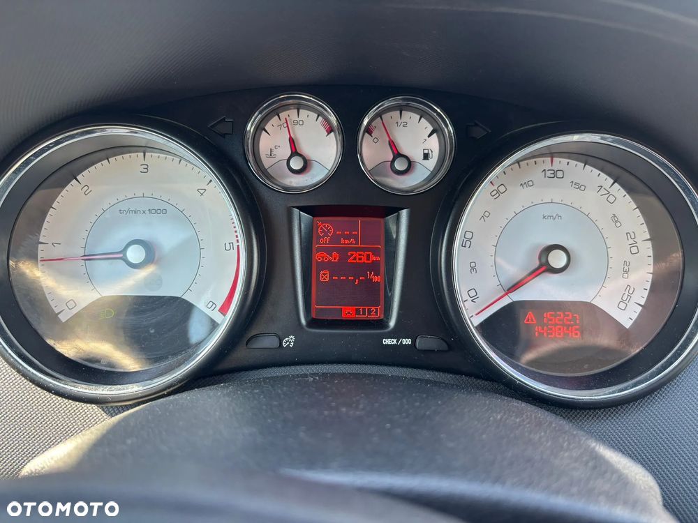 Peugeot 308 HDi FAP 110 Business Line Niveau 1 - 9