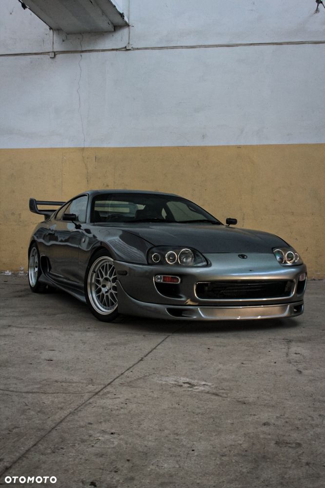 Toyota Supra - 2