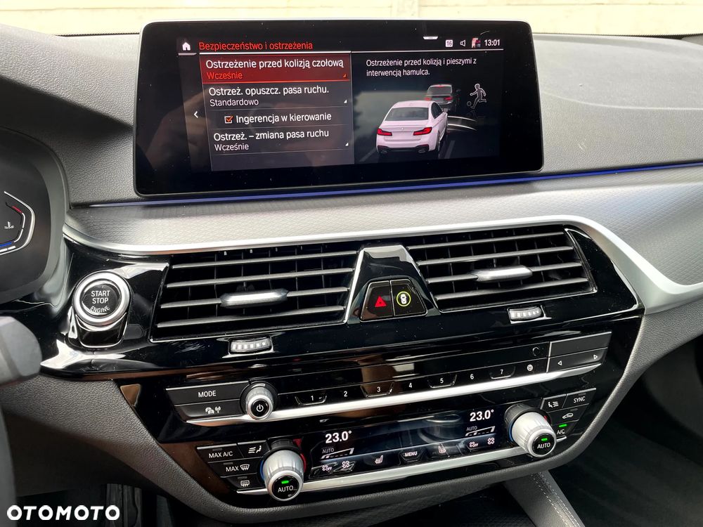 BMW Seria 5 520i M Sport Edition - 27