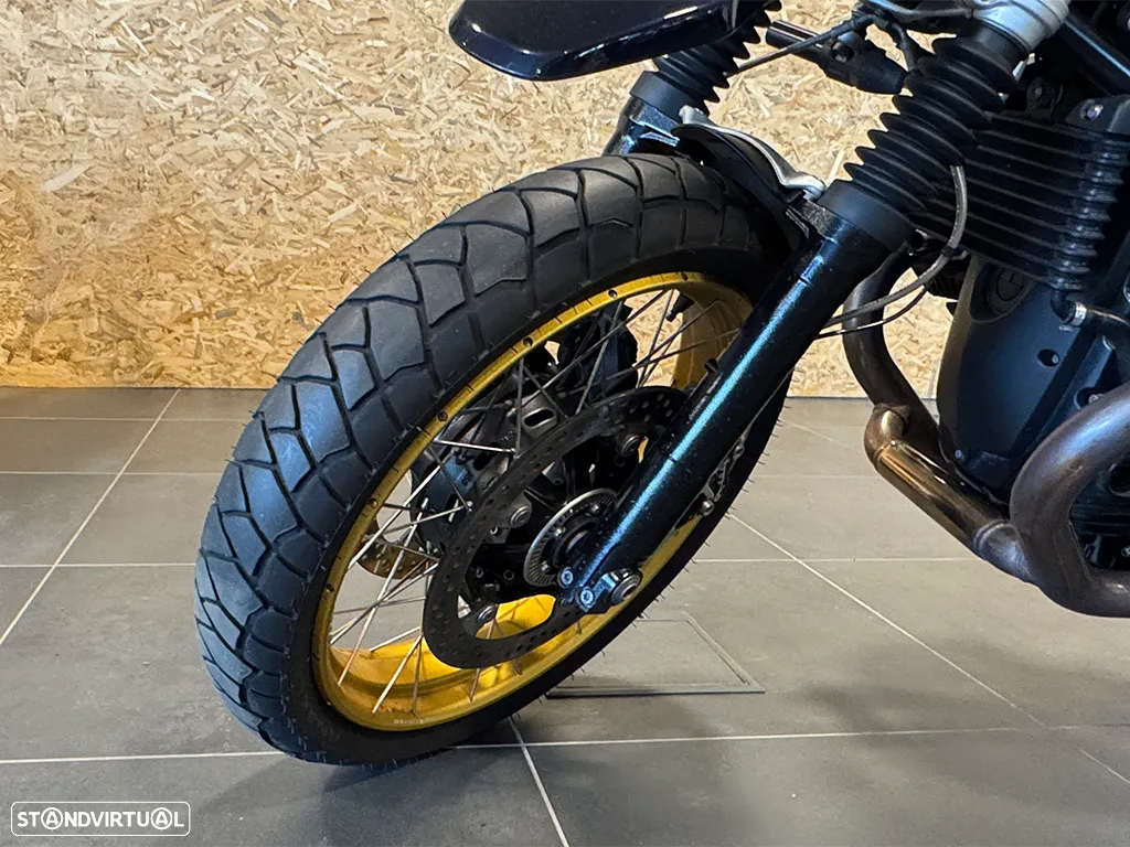BMW R nineT - 6