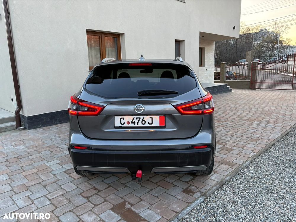 Nissan Qashqai 1.3 DIG-T DCT TEKNA - 11