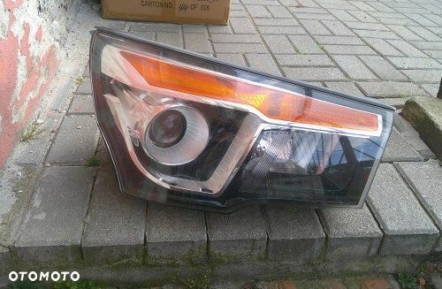 SSANGYONG RODIUS 2 II PRAWA PRZEDNIA LAMPA ZWYKŁA SOCZEWKA ORYGINAŁ - 1