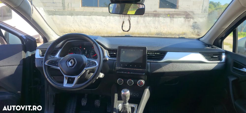 RENAULT Captur 2023 — imagine 8