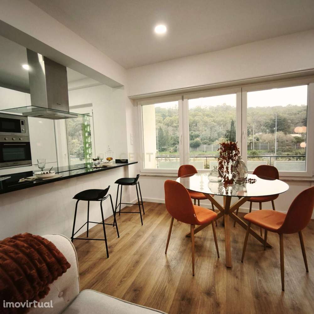 T3 com Varanda Aberta | 2 Frentes | Excelente Localização - Grande imagem: 2/27