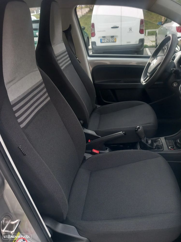 VW Up! 1.0 Move R-Line - 16