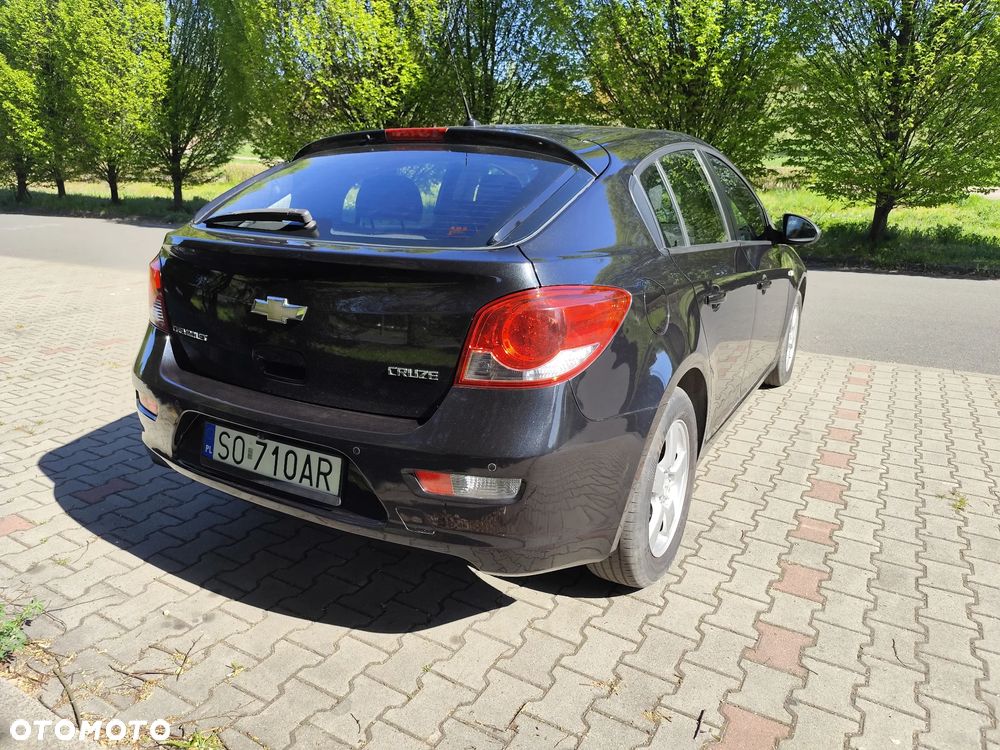 Chevrolet Cruze 1.8 LT - 16