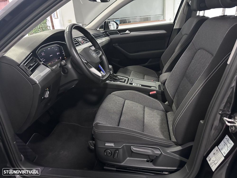 VW Passat Variant - 19