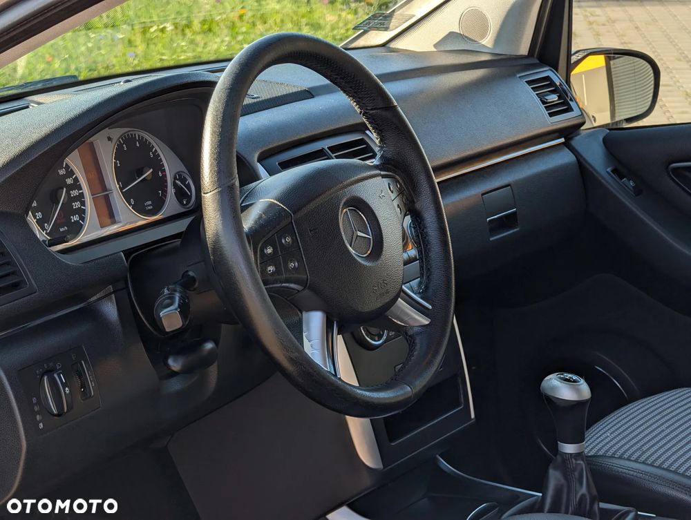 Mercedes-Benz Klasa B 170 Special Edition - 23