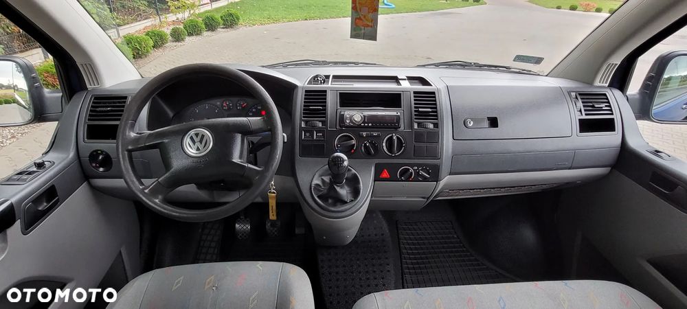 Volkswagen Transporter - 8