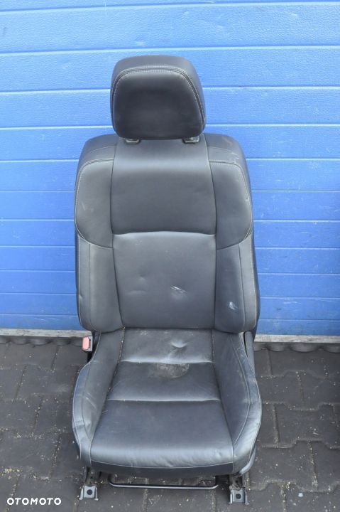 TOYOTA RAV4 IV FOTELE KANAPA SKÓRA ELEKTRYKA - 4