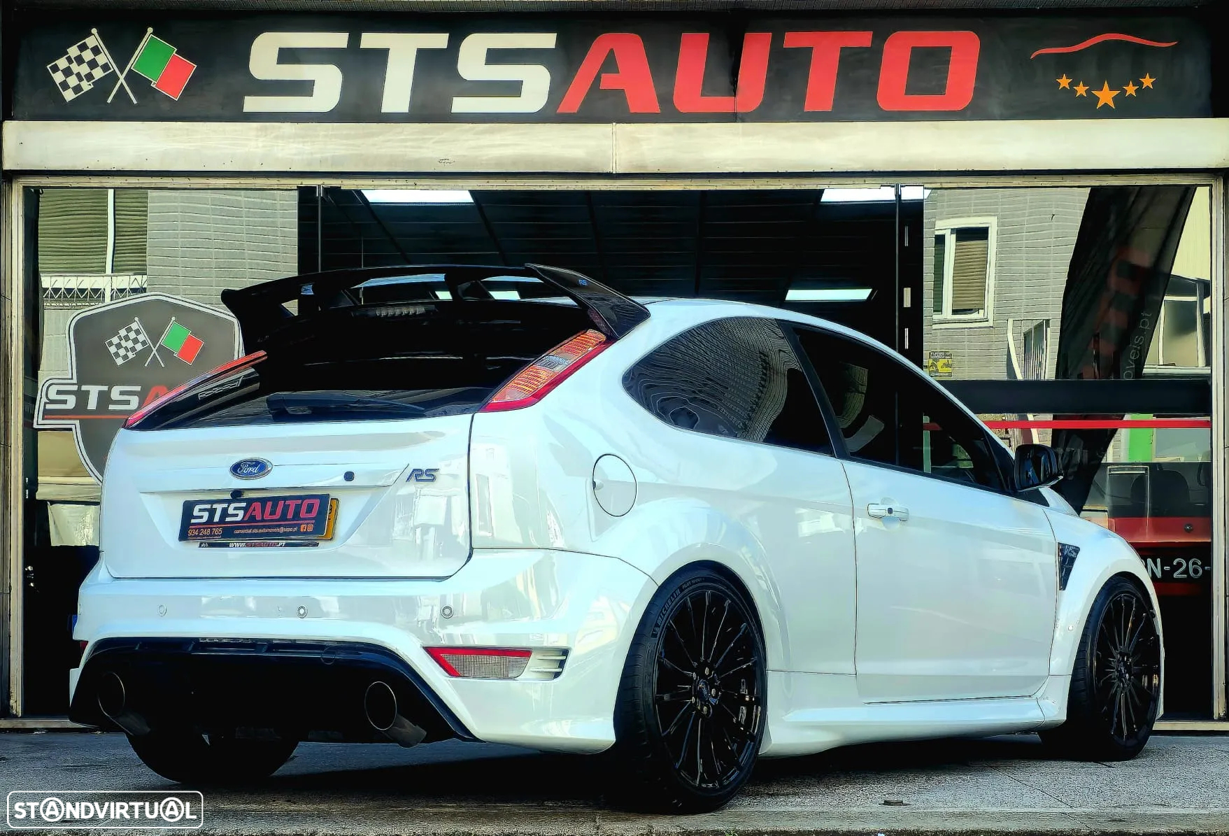 Ford Focus 2.5 T RS - 57