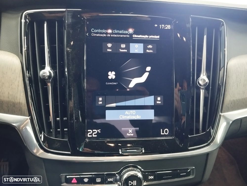 Volvo S90 2.0 B5 Inscription AWD Geartronic - 27