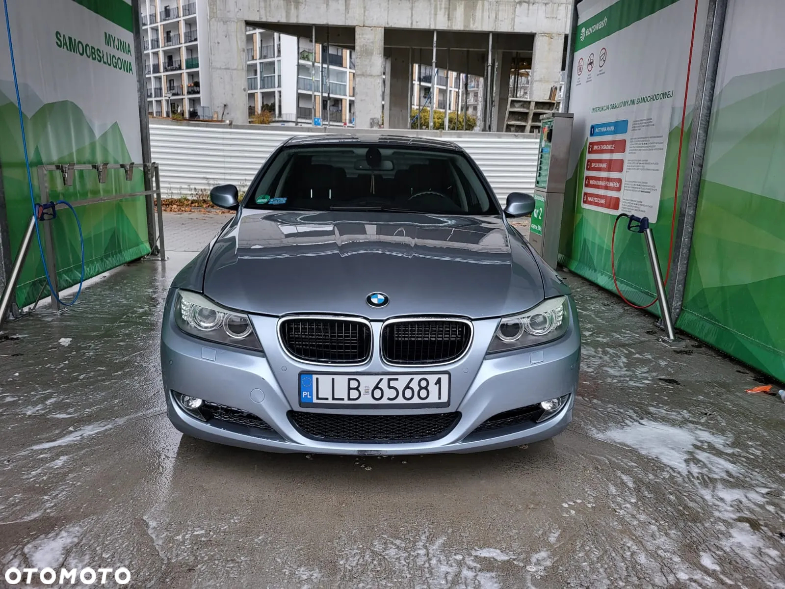BMW Seria 3 325i - 14