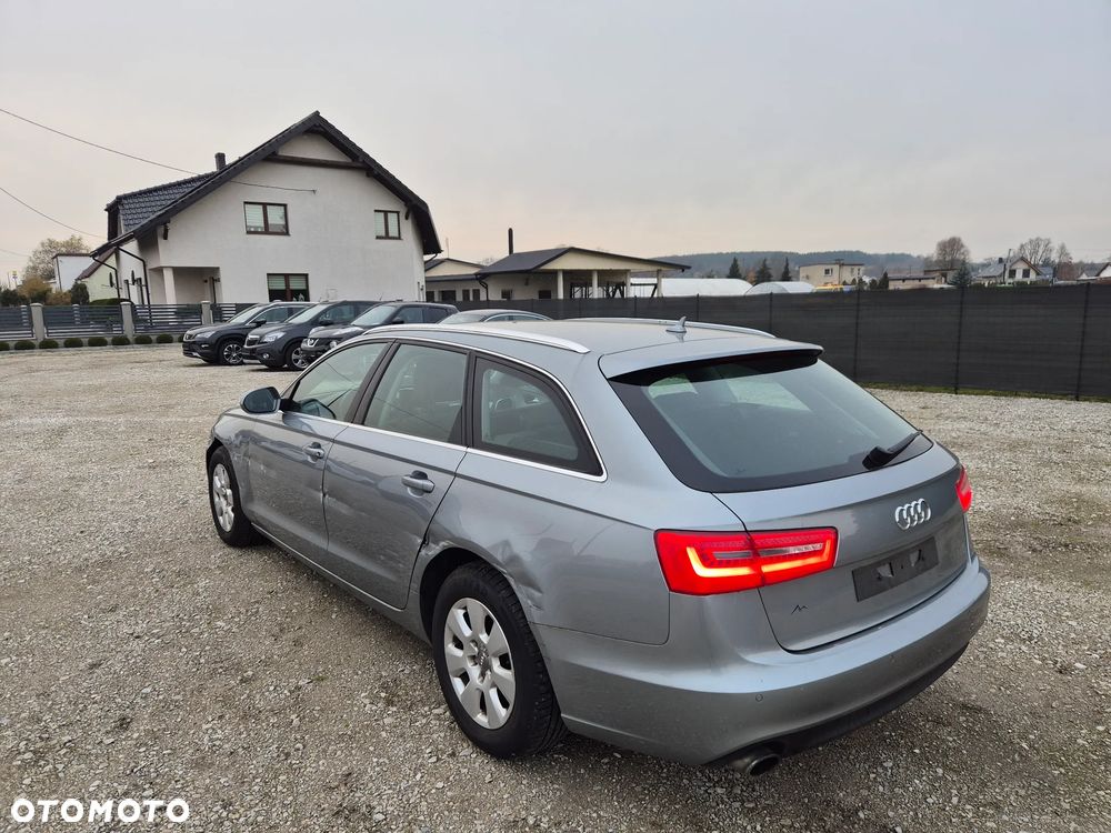 Audi A6 Avant - 16