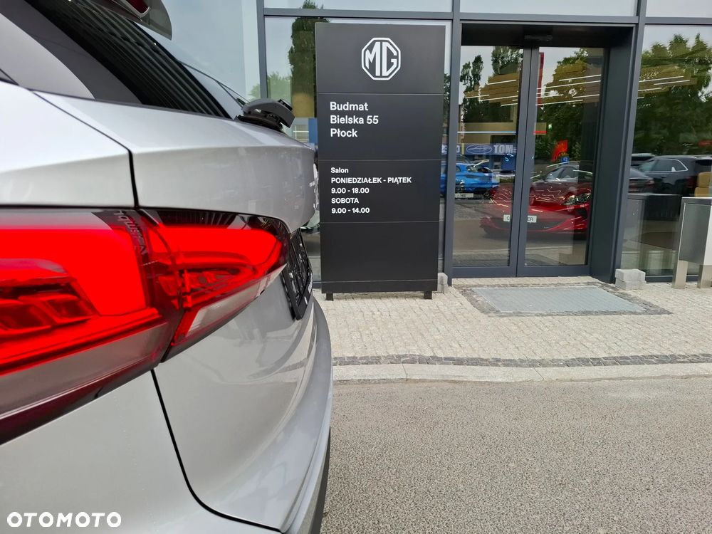 MG ZS Hybrid+ - 8