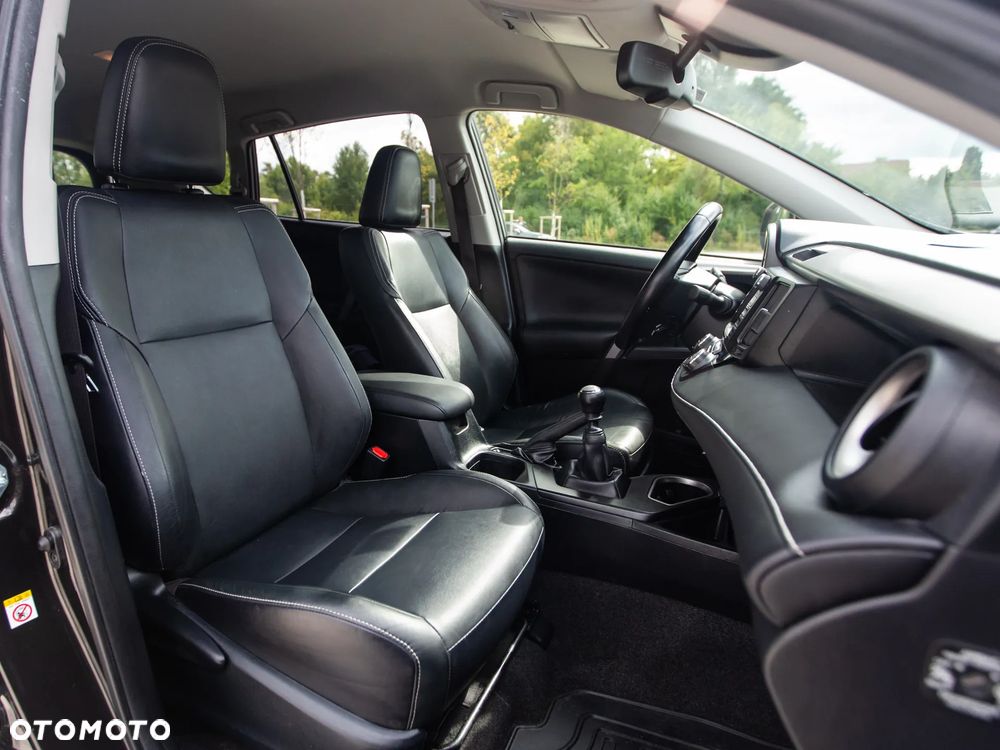Toyota RAV4 2.0 D-4D 4x2 Start-Stop Executive - 21