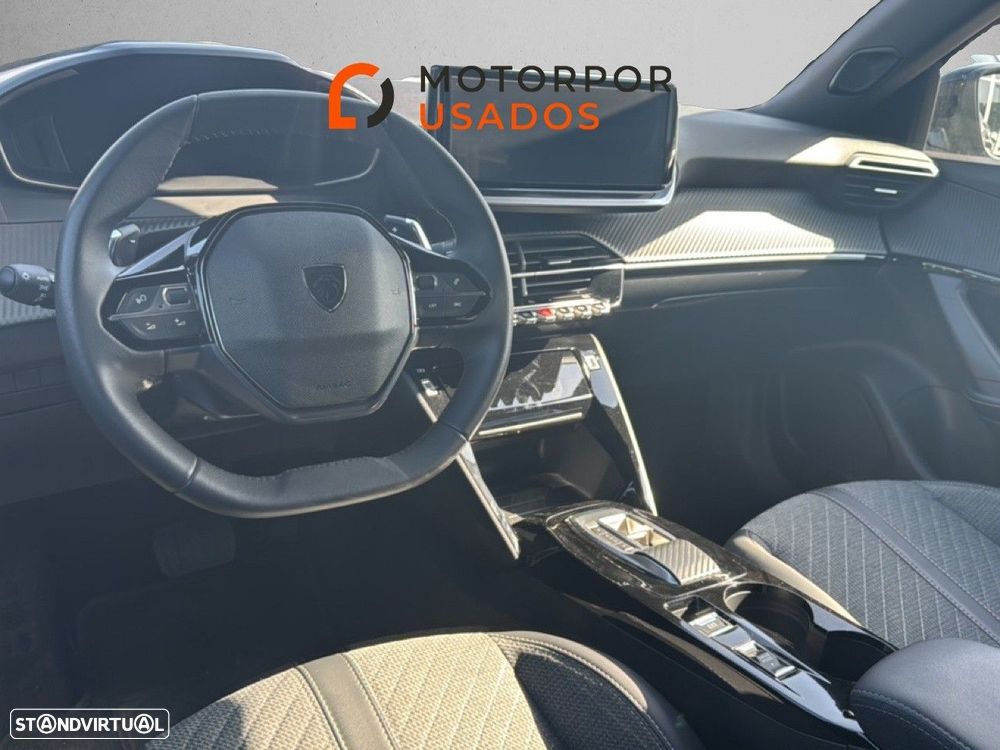 Peugeot 2008 1.2 Hybrid Allure e-DCS6 - 8