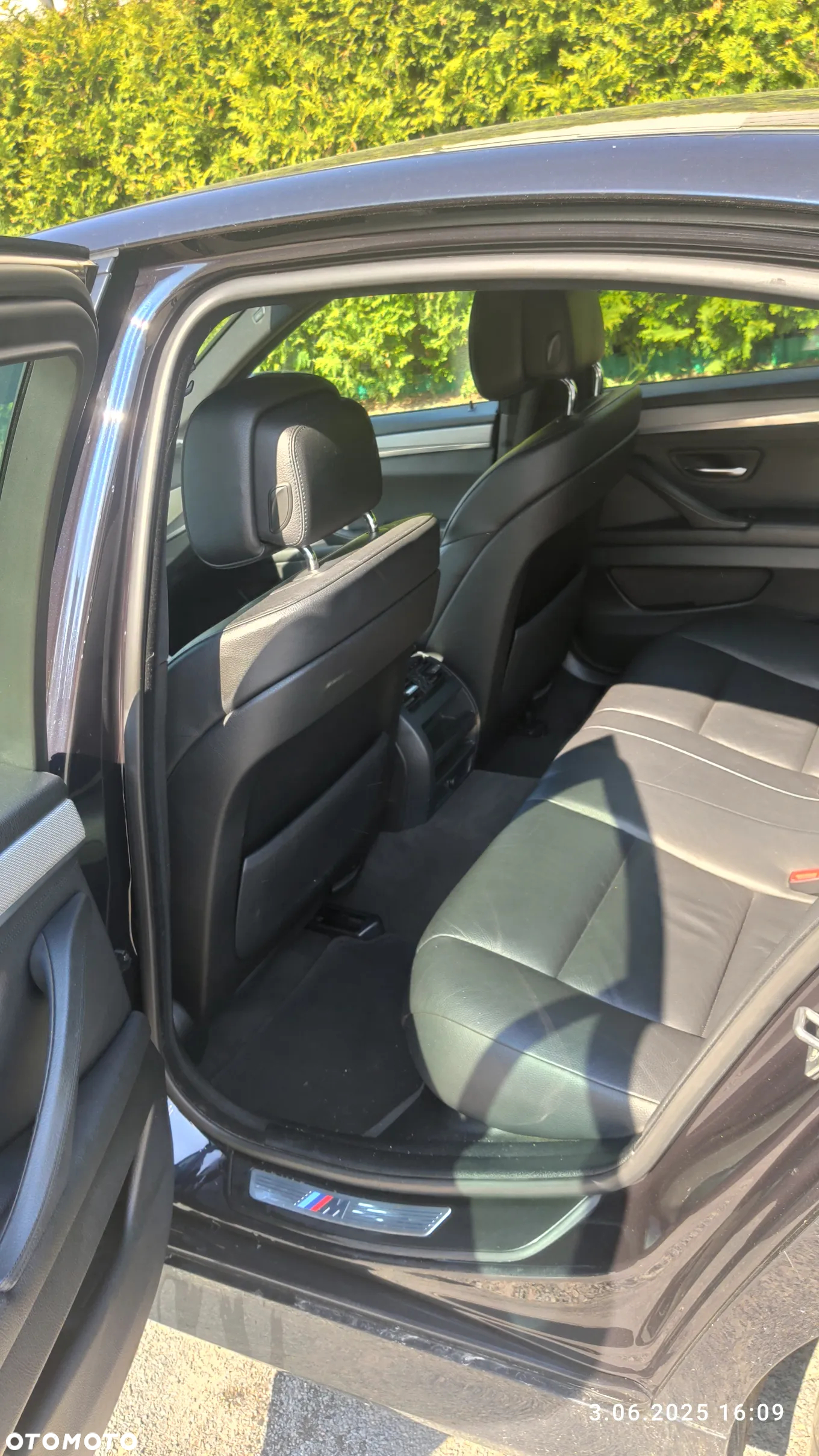 BMW Seria 5 530d xDrive - 12