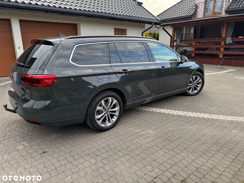 Volkswagen Passat 2.0 TDI EVO Business - 9