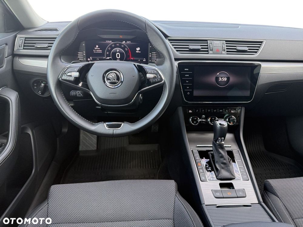 Skoda Superb 1.4 TSI Plug-In Hybrid Style DSG - 19
