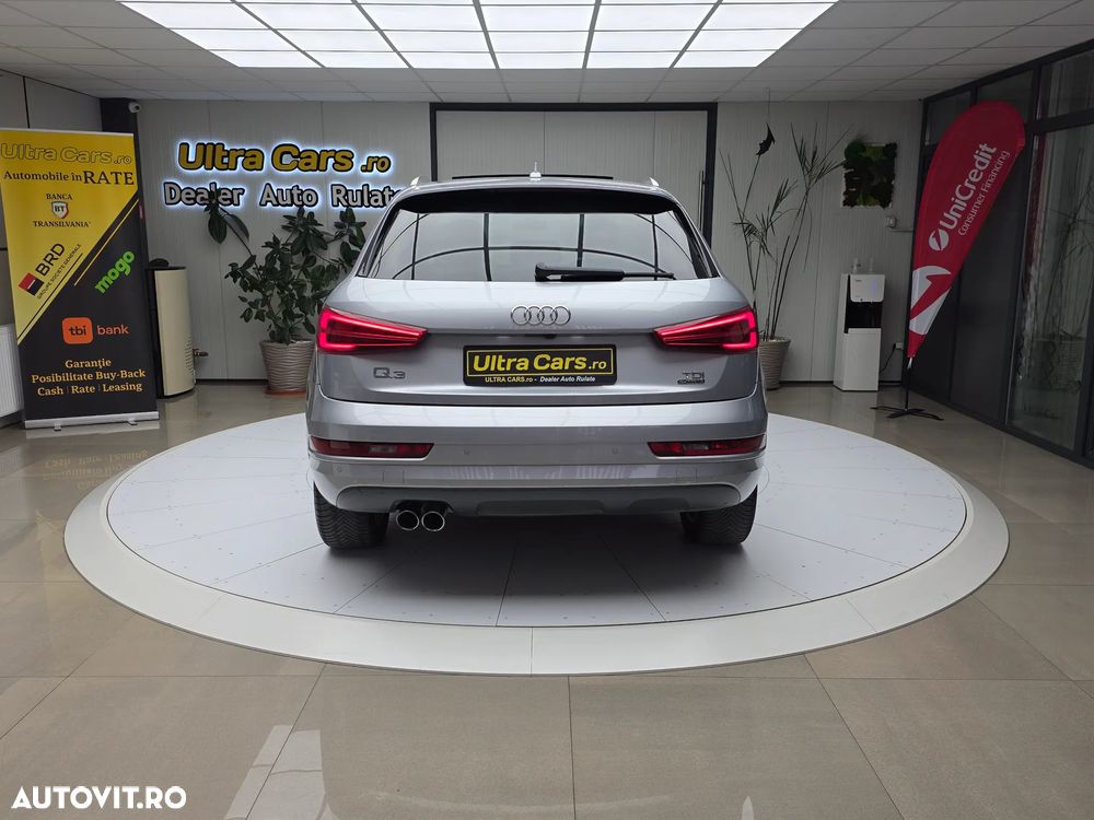 Audi Q3 2.0 TDI Quattro Stronic Design - 5