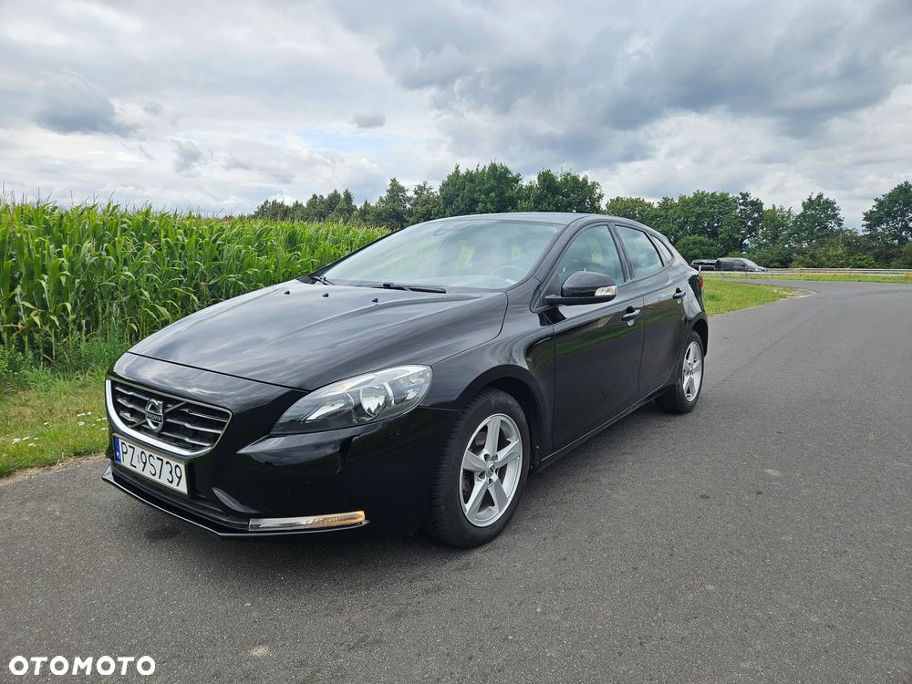 Volvo V40 D2 - 1
