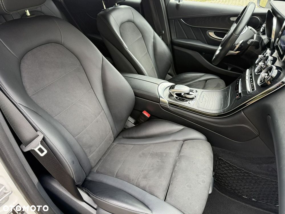 Mercedes-Benz GLC 220 d 4Matic 9G-TRONIC - 9