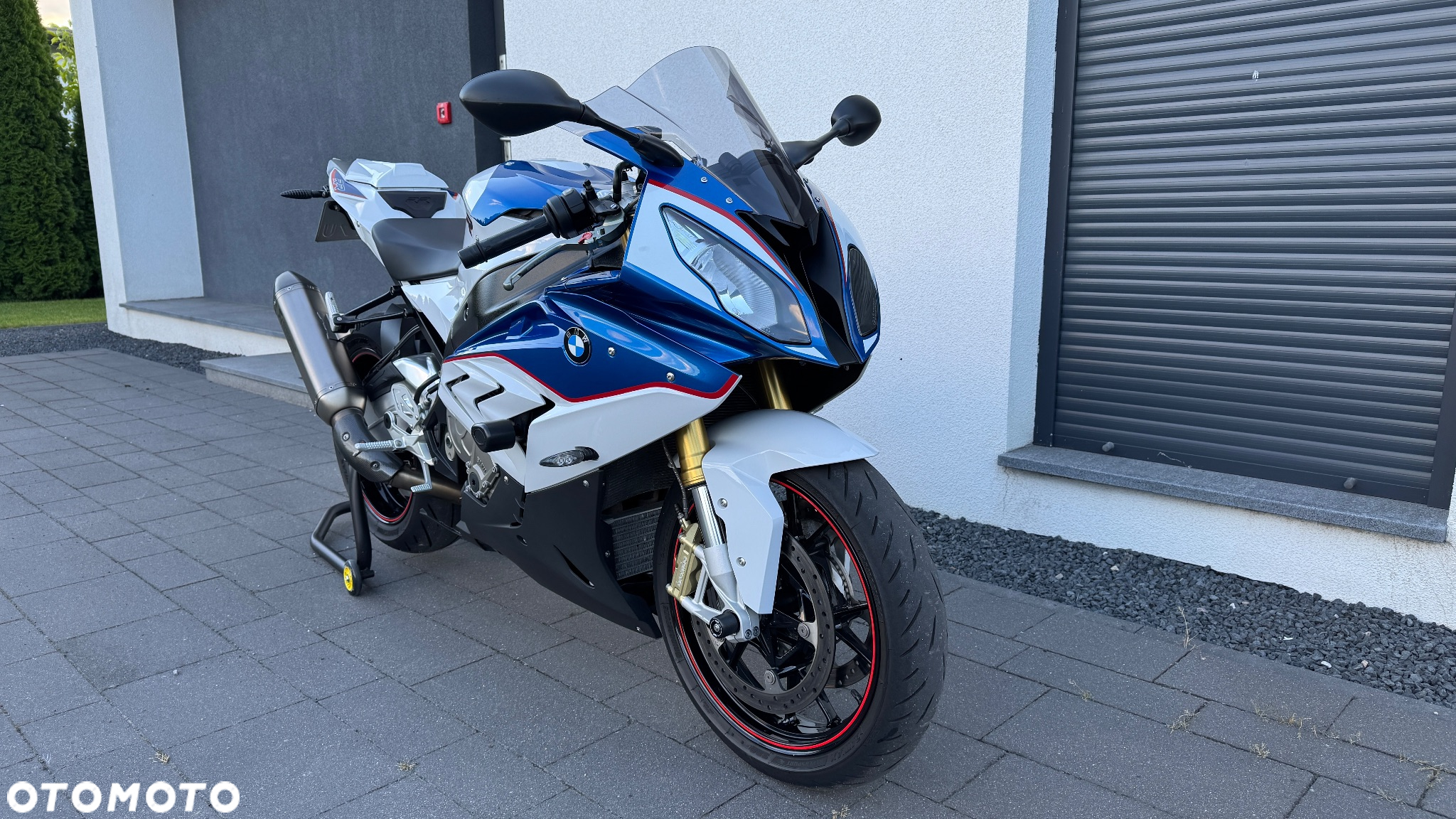 BMW S - 15