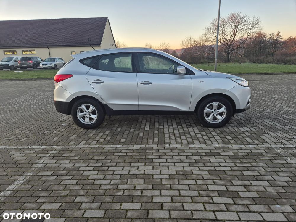 Hyundai ix35 2.0 CRDi 4WD Comfort - 4