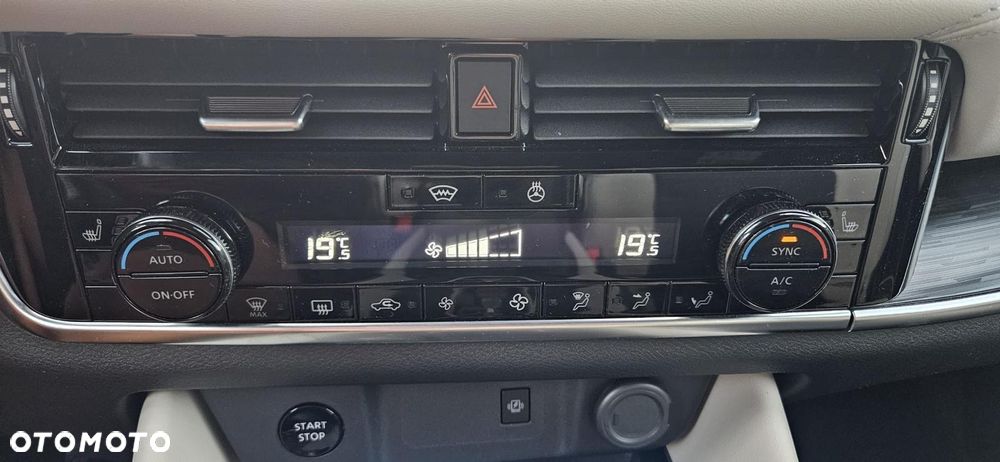 Nissan Qashqai - 24