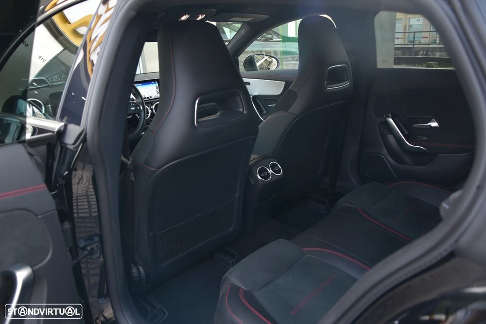 Mercedes-Benz CLA 180 7G-DCT AMG Line - 20