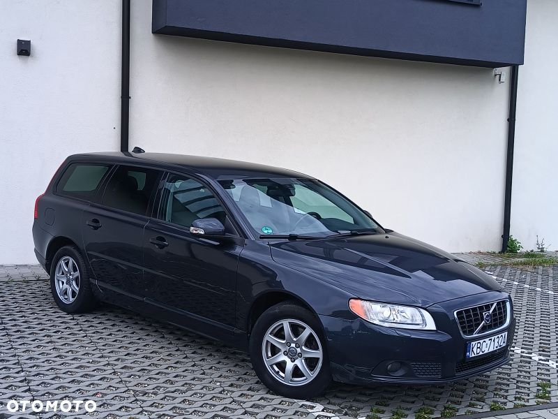 Volvo V70 D5 DPF Momentum - 11