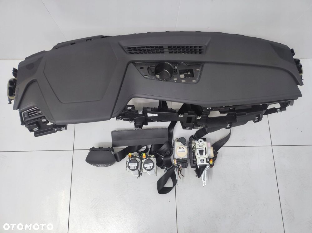 deska konsola poduszki pasy audi q8 etron skóra orginał - 5